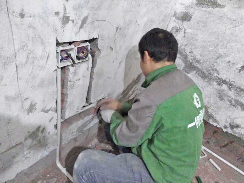 唐山開關(guān)插座維修，家用開關(guān)插座要怎么維修