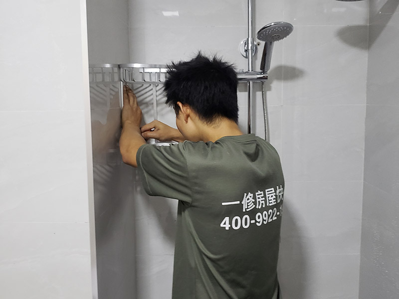 衛生間漏水從下面灌漿可以嗎，廣州防水補漏正規公司這樣認為