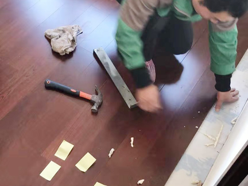 株洲鋪裝地板多少錢一平，鋪裝地板的損