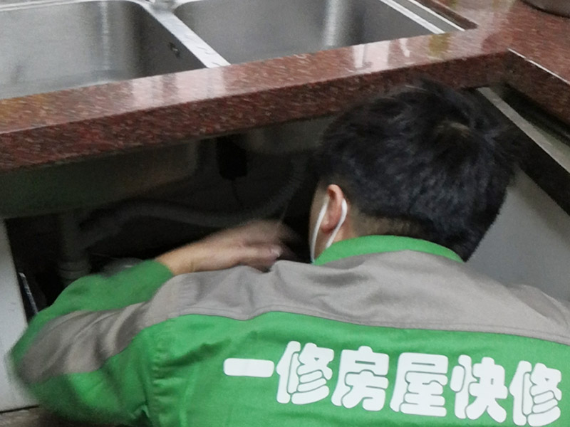 沈陽(yáng)老房子重新做防水要多少錢，免砸磚